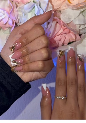 Bling Birthday Nails: Short and Stunning Styles