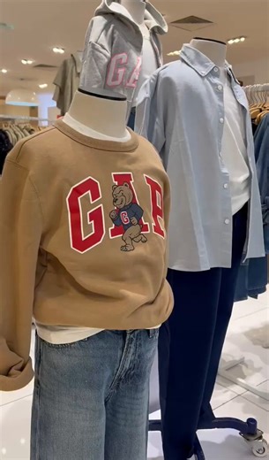 Tenemos las opciones perfectas para este cambio de temporada. Descúbrelas en boutiques y en gap.com.mx | Gap