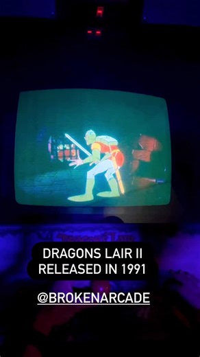 Till Paris on Instagram: "Dragon’s Lair II: Time Warp Released in 1991 as the sequel to the ever so popular Dragon’s Lair. It brought back the same laser disc cartoon that we all know and love,, with many new scenes and much tougher timing. Seeing it in the arcade instantly took you back to that first moment you first played Dragons Lair. However early 90s saw games like Mortal Kombat and Dragons Lair II slower slipped into oblivion. ."
