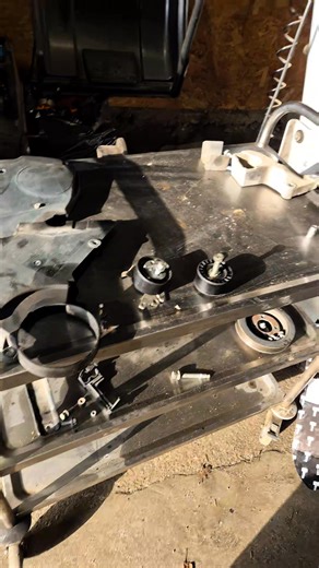 Bonne semaine a tous 🤘😜 ➡️Peugeot 206 s16 remplacement kit distribution #garageggms #DISTRIBUTION | Garageggms Reprogrammation Moteur