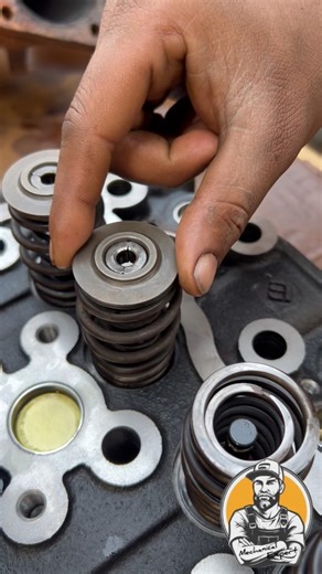 Giant Engine Head Valves Lock #shorts