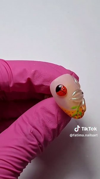 Flor moldeable tutorial 🫶🏼 #buildergel #manicure #tutorials #uñas #creatorsearchinsights