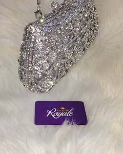 You can’t go back to make a brand new Start, but you can start now to make a brand new Ending!!! Silver Crystal Clutch is a Stunner ️ N30,000 ✨ Available to Order In Several Colors ✨ Wear Bilque Royale  ✨ Have a great week! #clutch #bride #partyguest #weddingaccessories #bridalaccessories #bilqueroyale | Bilque Royale | Facebook