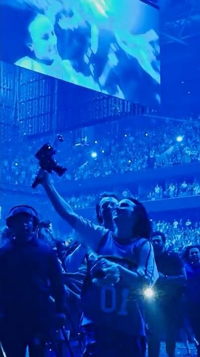 The trailer for BILLIE EILISH - HIT ME HARD AND SOFT: THE TOUR (LIVE IN 3D) is out now.
