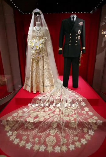 wedding of Princess Elizabeth (years later Queen Elizabeth II) and Prince Philip at Westminster Abbey in 1947. #princesselizabeth #princephilip