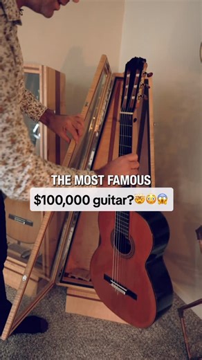 GuitarCollection.com on Instagram: "One of the most rare 👀 and prized 💎 guitars on the planet… Matthias Dammann - the inventor of the doubletop guitar. 🔥 Here at the Guitar Collection! 🎥 @denisvmedia_ #classicalguitar #rareguitars #guitarcollection"