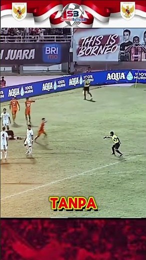 Goalkeeper Ernando Ari Made a Brutal Tackle, Earning a Penalty and a Merciless Red Card. #ernando...