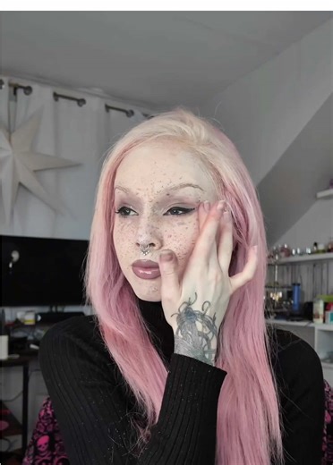 Grunge Makeup Tutorial for a Unique Look
