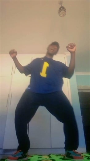 GML trying out a new dance