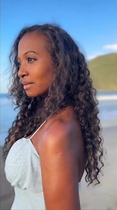 Finally, Wefts That Get Your Texture 👩🏽‍🦱 Love your curls but can’t find extensions that truly match? Our Tight Curly Hand-Tied Wefts are just one of many texture-perfect options designed to blend, move, and live like your real hair. Why You’ll Love Them: ✔ True-to-Texture Curls, from Tight Curly to Wavy & Beyond. ✔ Hand-Tied Precision for a seamless, lightweight feel. ✔ Confidence You Can Feel—because your hair should always feel like you. Explore wefts that honor every texture. Your perfect