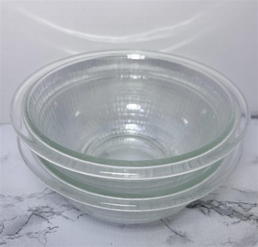 Vintage Pyrex Glass Mixing Bowls With Basketweave Pattern - Etsy