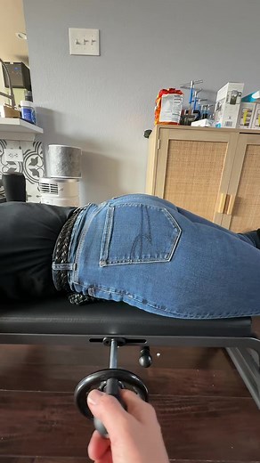 Chrisreviewsit (@chris_reviews_it)’s video of Inversion Table