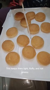 Most people ruin donuts at this step… 🍩 #donuttips #donutlovers #bakingtips #foodhack #homemadedonuts #streetfood #dessertideas #fyp #reelsfood | Asep Doank