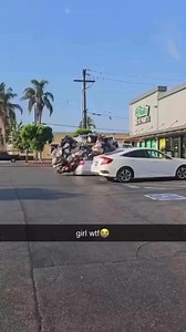 My brain rn 😩 | Lil Reeka