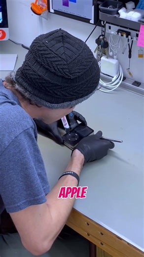 iRevive is Greenville’s top rated iPhone and MacBook repair shop. Call us today or visit us online.