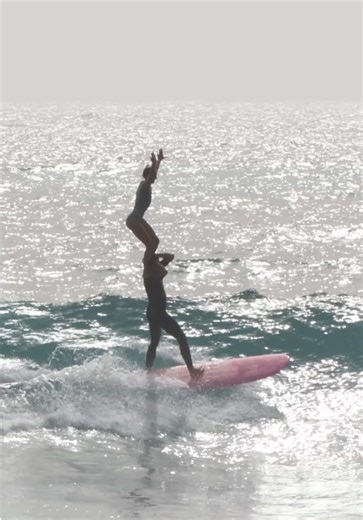 Fading Together: Tandem Surfing & Acrobatics