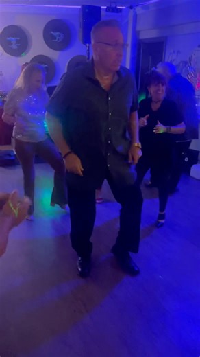 El cumpleañero | Allie Tessel