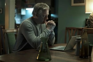 Shetland's Douglas Henshall jokes he'd be safer living in Beirut than Scotland