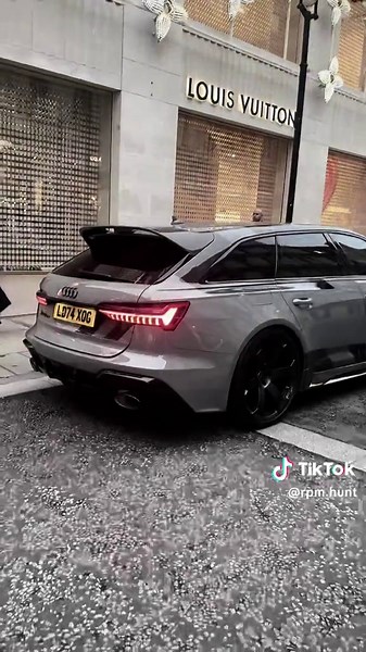 Gordon Ramsay Reveals His New RS6 GT Sportscar