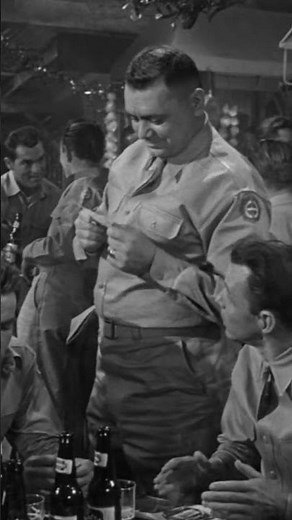 Frank Sinatra hits Ernest Borgnine with chair #shorts #franksinatra #warmovies #fight #movie