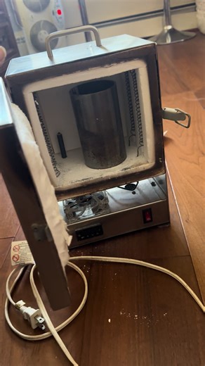 About 10 years ago I started teaching myself how to be a goldsmith by watching tutorials on YouTube. I eventually purchased all the machines needed to melt and make jewelry from home. In 2016 I started my own legal jewelry company. I had an online store, but I would bring my jewelry pieces to pop up shops to sell also. By doing so I was able to work from home and sustain my family. Within two years business really took off and I was shipping jewelry to places like Dubai!! Then COVID happened 😵‍