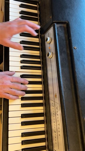 Slam (Angel Miners) by AWOLNATION on Wurlitzer 🎹