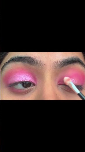 Easy Pink Glitter Eye Makeup Tutorial ✨ Soft Glam Eye Look | Beginner-Friendly Makeup #shorts