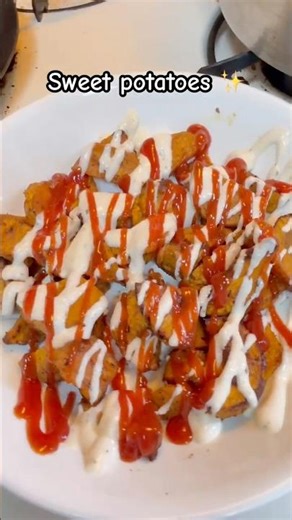 Quick snack sweet potatoes 😋#food #makemefamous #shorts #viral #fyp #vegetarian #vegan #easter