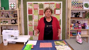 Make A "Building Blocks" Quilt With Jenny Doan Of Missouri Star (Video Tutorial)