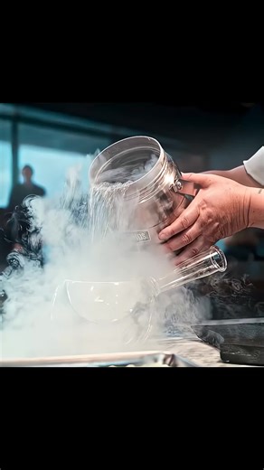 Around 40 people are reported to have died after an explosion and fire at a bar in a well-known Swiss ski resort.#WorldNews #UKNews #GBNews