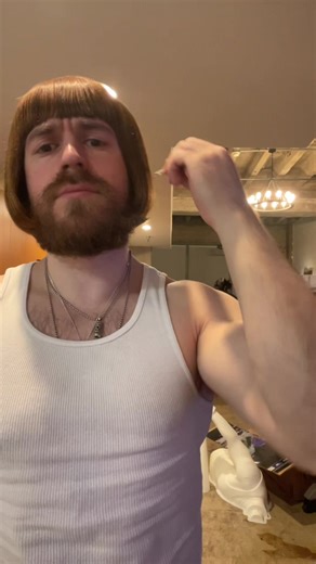 when u flick make sure u clickin on the flash 📸 i’m lookin guhd 💇 #lookingood