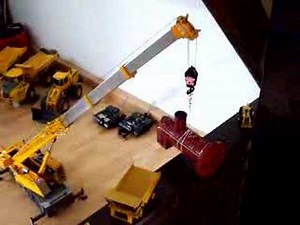AMAZING RC MOBILE CRANE FROM LIEBHERR! FANTASTIC SELF MADE CRANE TRUCK! RC LIVE ACTION TOYS1