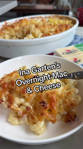 I am truly convinced this winter is never going to end. The only thing keeping me sane is warm bowls of comfort food. So I couldn’t be more excited to team up with my friends @Cabot Creamery Cooperative to make Ina Garten’s Overnight Mac and Cheese! It’s exactly the warm hug in a bowl we all need right now. It could not be easier to pull together. Slightly undercooked pasta gets tossed with heavy cream, salt, pepper, a pinch of nutmeg, and plenty of cheese (starring Cabot’s Vermont Cheddar), the