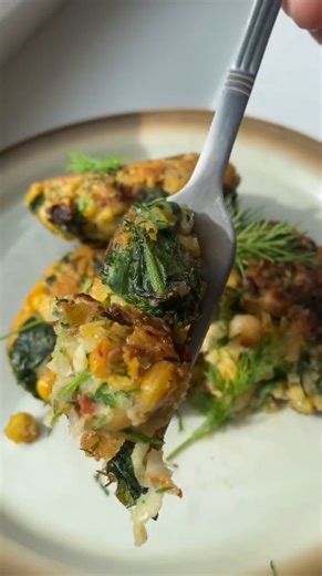 The secret to perfectly crispy chickpea fritters with fresh dill