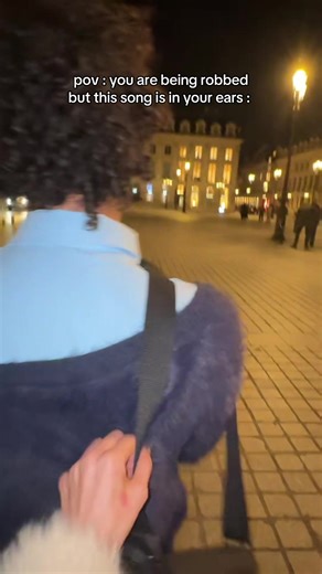 Robbery with a Twist: Humor in Unexpected Moments