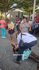 # cumbia baile la pipiripau #reelsviralシ #reelsfypシ゚viral #reelsfypシ゚ #comediaviral #reelshorts #facebookviral #cinematography #comedia #fiestas #music | Toñito Toñito