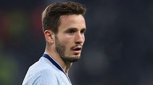 Saul Niguez: Chelsea agree loan deal for Atletico Madrid midfielder ahead of transfer deadline