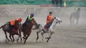Recently, a goat grabbing race kicked off in northwest China's Xinjiang Uygur Autonomous Region. #ChinainLens #RealXinjiang For more: https://english.cctv.com/ | CCTV