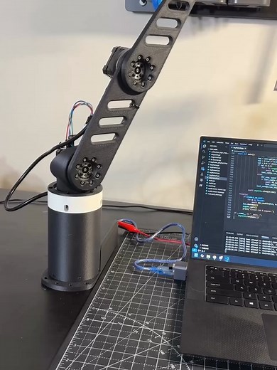 Small but precise. 🤖 Simple robot arm powered by harmonic drives and planetary gears. Join our global community, share your expertise, and explore partnership opportunities. 👉 www.ctorobotics.com Stay updated with the latest insights on #Robotics, #AI, #Automation, and #SmartManufacturing. 🚀 👉 https://ctorobotics.com/newsletter/ 👉 Whatsapp Channel : https://whatsapp.com/channel/0029VawVaJgGOj9rKTAdPn0E 👉 Telegram Channel : https://t.me/ctorobotics ⚠️ This video is shared for educational an