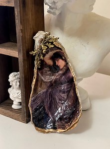 Handmade Decoupage Oyster Shell Ring Dish: Boreas, Gold Accent - Etsy