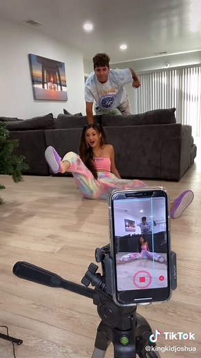 Since everyone was curious how to did a split!🤯🤫 #couples #tutorial FOLLOW to see results😘