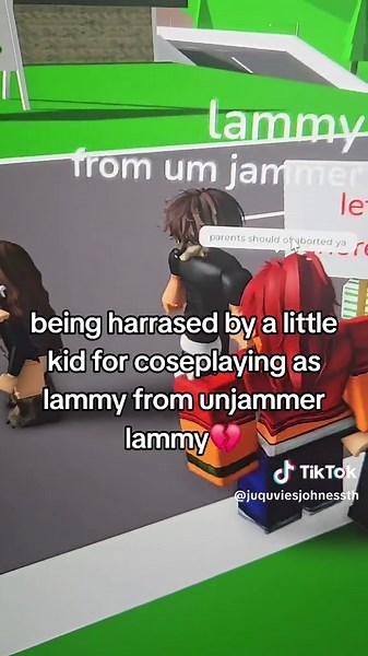 Cosplaying Lammy from UmJammer Lammy in Roblox