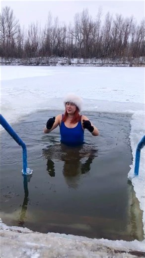 part644#This is how we#winter🌊#bath in#Russia👙#astrakhan Cold#water🧊 therapy❄️#morji#winter#swimming