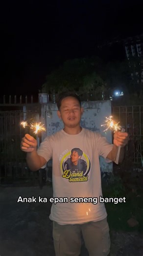 It's so much fun lighting fireworks and parades on Takbir night #shorts #minivlog #epanchannel