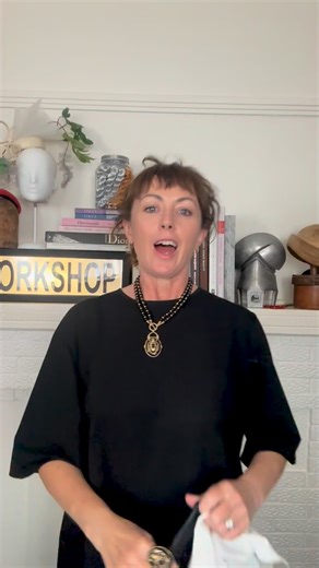 If you ever wanted to know some tricks about turning leather into a 3D piece of art (think millinery, jewellery, bag charms) go to my profile and watch the longer reel - it’s worth it if you want to know some quick tricks. #costumedesign #leather #designer #tutorial #drag | MillineryJill