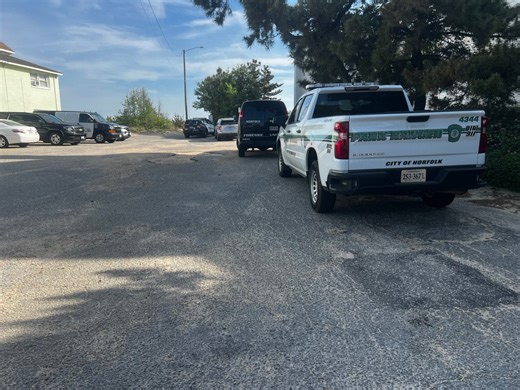 Man’s body recovered from Norfolk beach jetty, pronounced dead