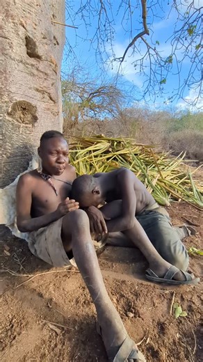 Vinod kumar on Instagram: "Hadzabe hunter funny talks with another hunter ☺️ Il complete vlog on my YouTube channel name:Roaming with Vinu || follow for more Il #travelblogger #travel #travelgram #wildlife #traveler traveltheworld traveling reelskarofeelkaro explore africa hadzabe hadzabetribe hadzabelifestyle hadzabeculture hadzabebushman hadzabepeople challenge challangeaccepted instadaily instamood instaviral"