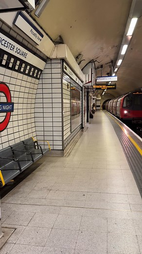 Northern line tube #london #underground #tube #tfl | Walks and Visits
