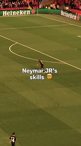 Remember when Neymar had Liverpool dancing in 2018? 💃⚽ | PSG - Paris Saint-Germain