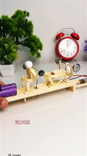 DC Motor Weight Lifting Toy 🤯 | Easy Science Project #diy #shorts #scienceproject #toys #dcmotor